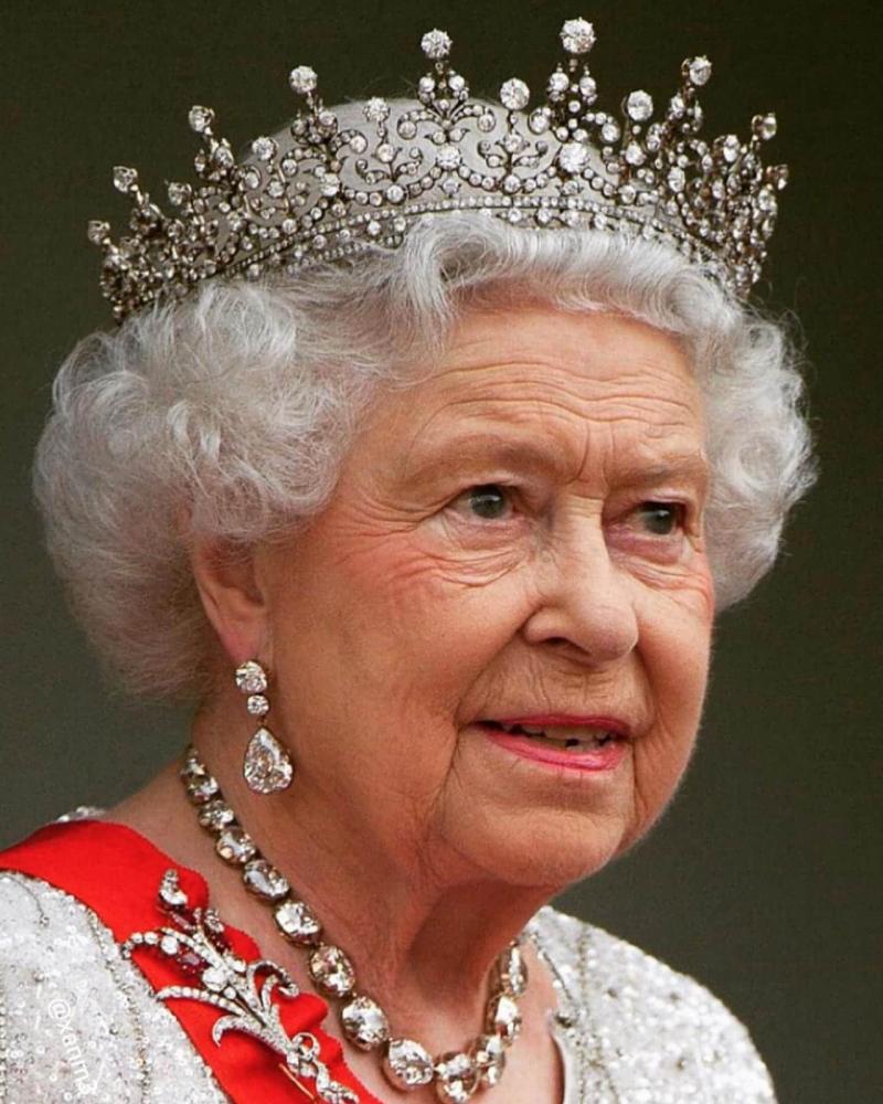 Rainha Elizabeth II se torna a segunda monarca com o reinado mais longo ...