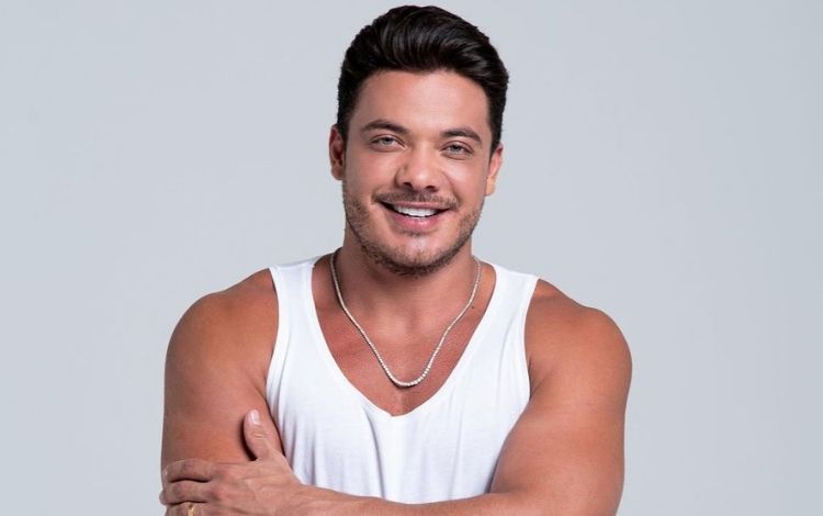 Wesley Safadão diz que está bem na medida do possível e desabafa: 'Não sentia minhas pernas'