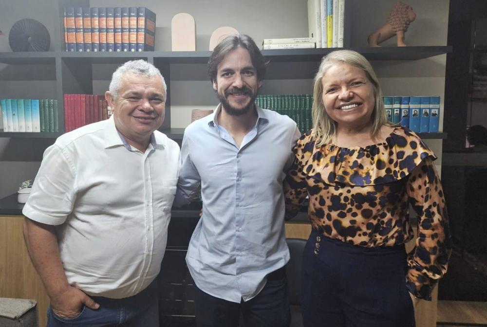 Prefeito de Alhandra, do MDB, anuncia apoio à pré-candidatura de Pedro Cunha Lima ao Governo da Paraíba