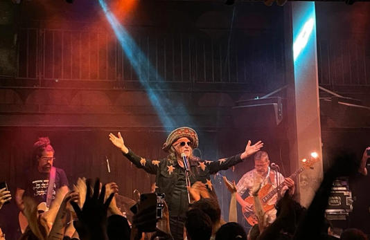 Alceu Valença incendeia Londres em dia mais quente da história do Reino Unido