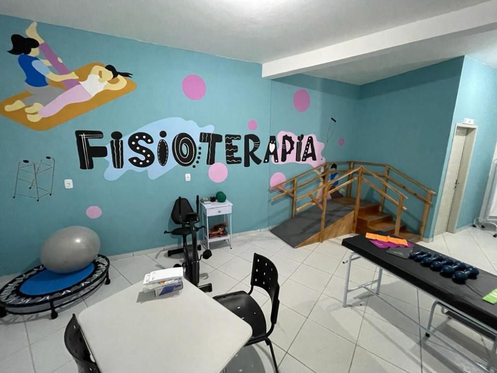 Patos é cidade pioneira na implantação de clínica ampliada de fisioterapia, na atenção básica
