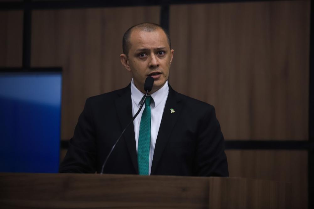 Com parecer favorável da Comissão Processante, Câmara de Patos arquiva processo contra Josmá Oliveira