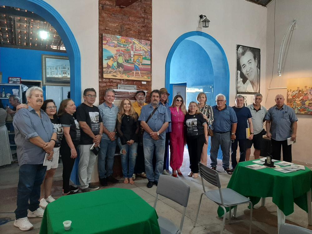 Confraria dos Bibliófilos da Paraíba promove encontro literário com lançamento de livros, em Patos