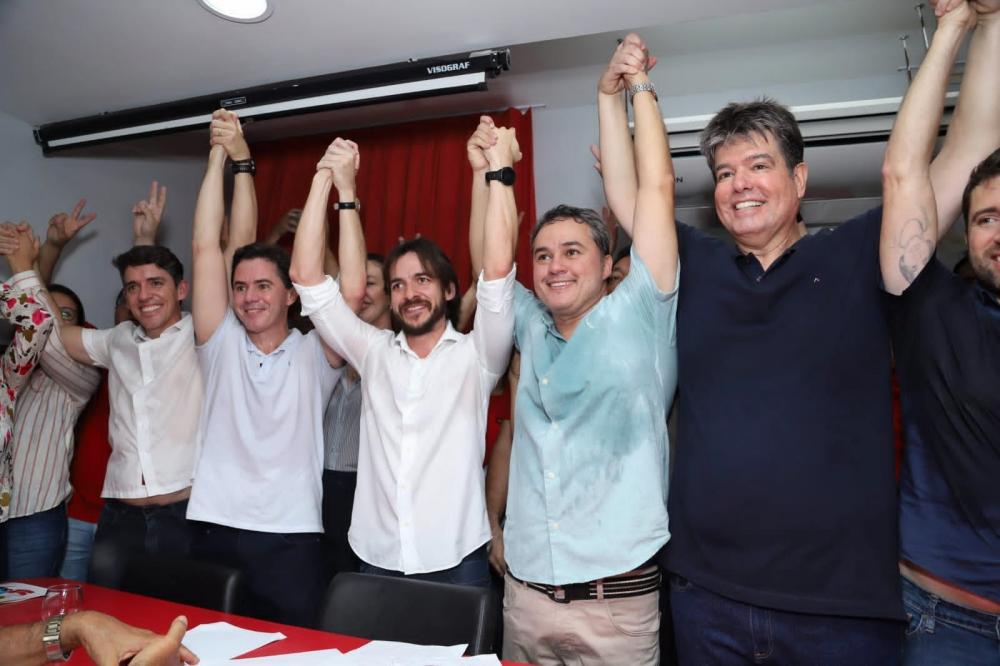 Em evento lotado, Vené anuncia apoio a Pedro no segundo turno da disputa ao Governo da Paraíba