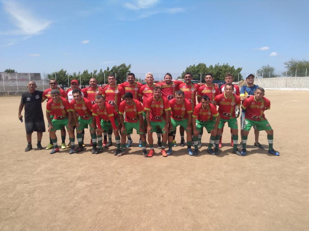 Independente vence e está na Final do Campeonato do Quarentão, em Patos