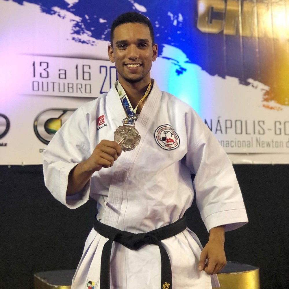 Kaio Gouveia, natural de Cacimbas, consagra-se vice-campeão brasileiro de karatê