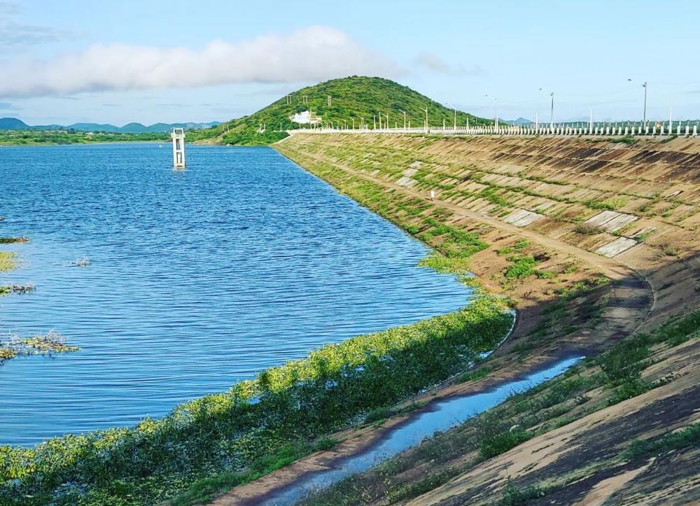Açudes ganham água e cidades chegam a ter em 24h 5.000% de chuvas acima do esperado