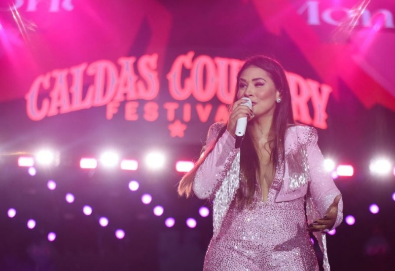 Simone anuncia grande mudança em fase de carreira solo