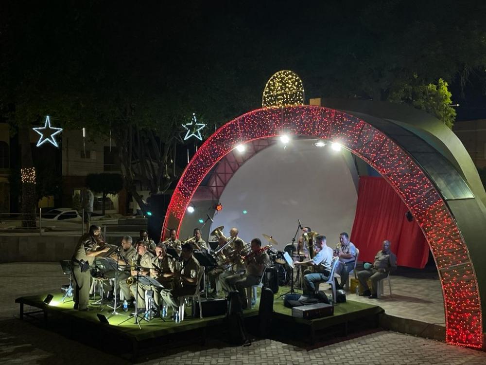 3º BPM reúne público em apresentação na Concha Acústica, em Patos