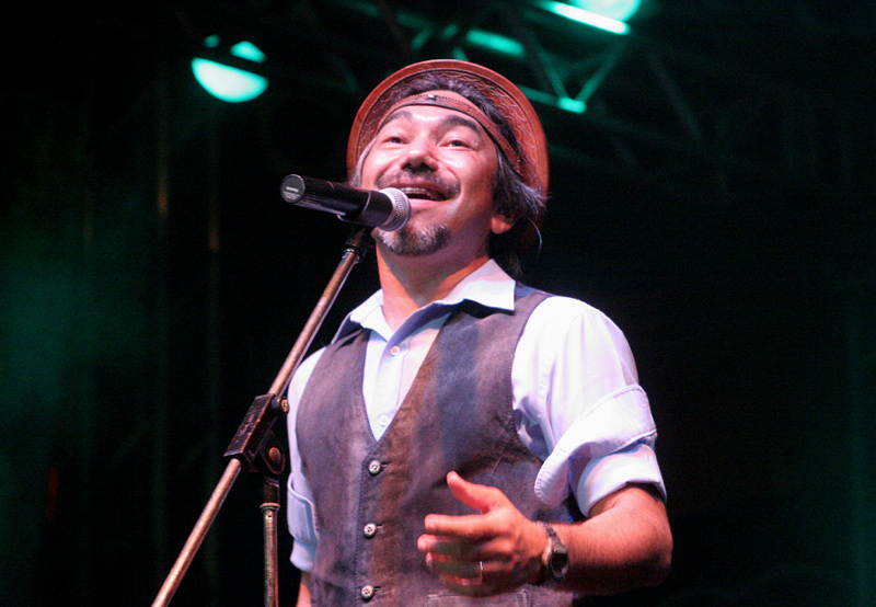 Defensor da cultura regional, Santanna o Cantador enaltece valores e tradições do Nordeste