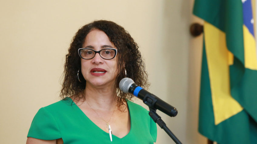 Ministra Luciana Santos visita Campina Grande e assina obra de expansão do Parque Tecnológico