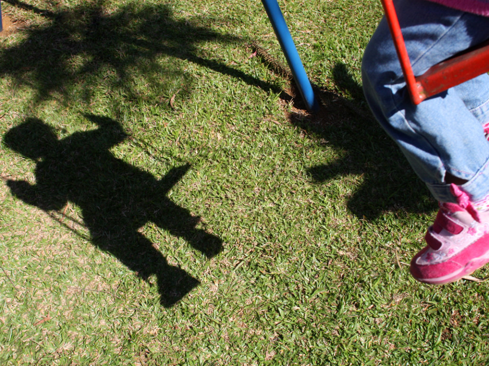 Sancionada lei que institui pensão para órfãos de feminicídio; confira valor