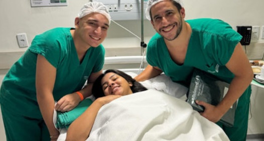 Namorada de João Gomes tranquiliza fãs após passar por cirurgia arriscada: 'Deu certo'