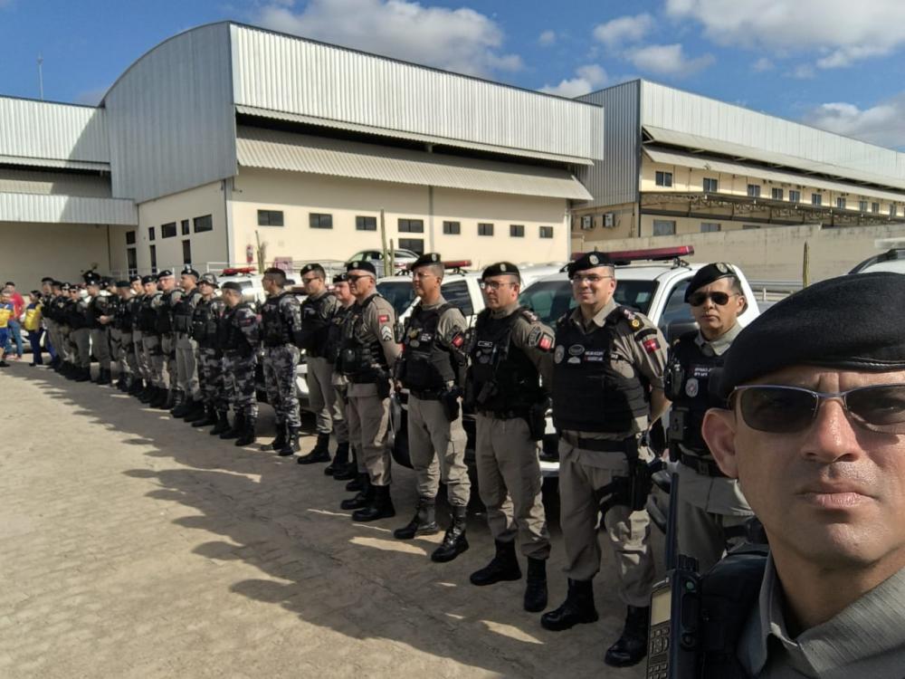Polícia Militar realiza o 2º Dia de Operação ENEM 2023 nas cidades de Patos e de Santa Luzia