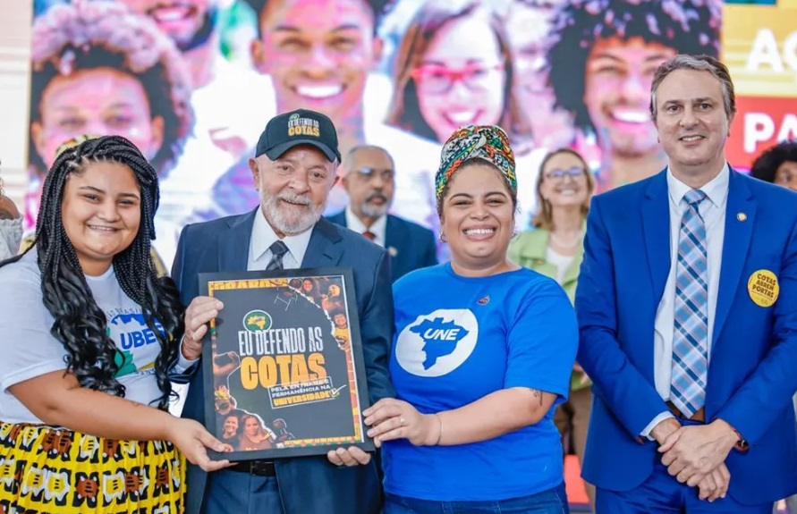 Lula sanciona mudanças na Lei de Cotas; confira as alterações