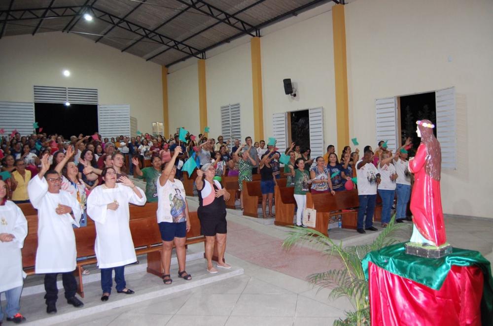 Imagem de Santa Luzia chega à Zona Urbana e inicia peregrinação na cidade de Santa Luzia