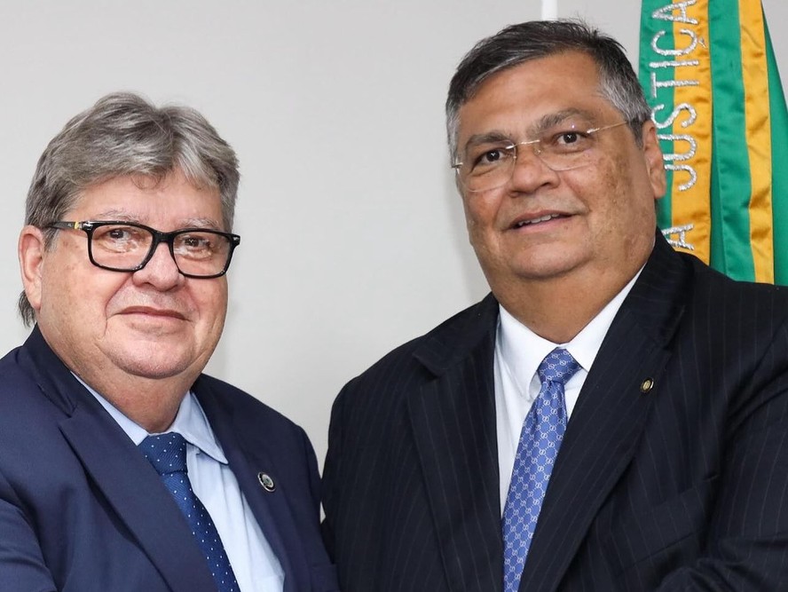 João Azevêdo elogia escolha de Lula por Flávio Dino ao STF: “Um reconhecimento merecido”