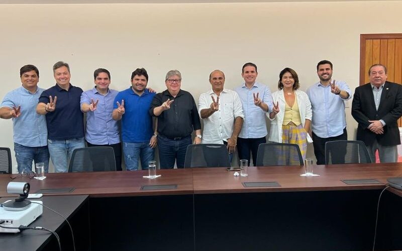 Com articulação de João Azevêdo, situação e oposição em Itaporanga põem diferenças de lado e se unem