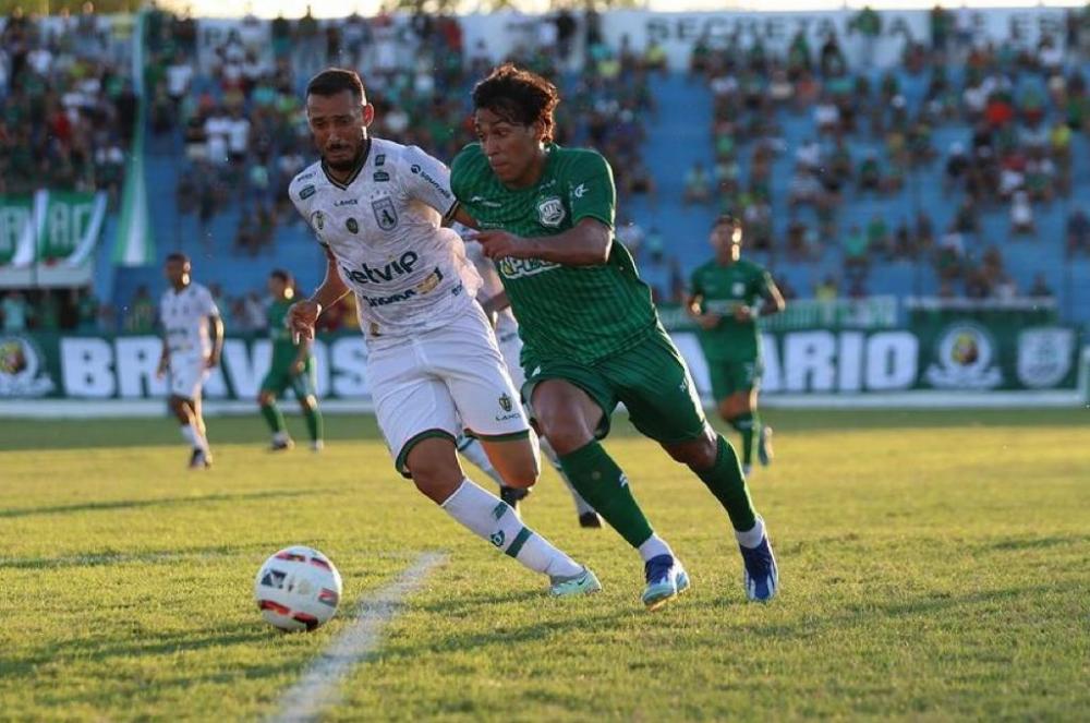 Nacional de Patos bate Sousa na estreia do Paraibano