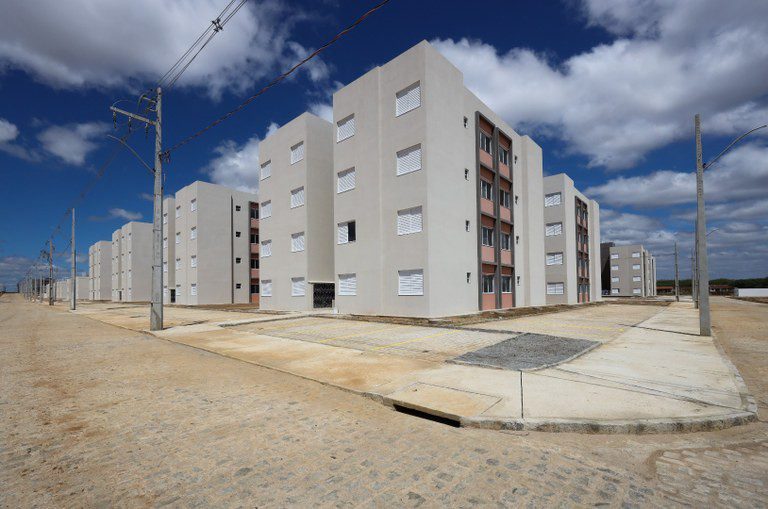 Dois ministros chegam à Paraíba nesta terça-feira para entrega de residenciais em Patos
