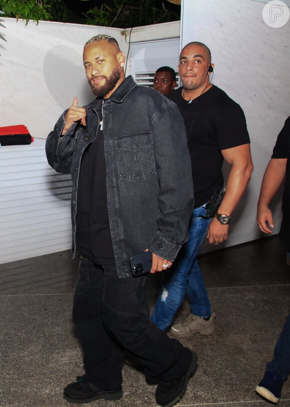 Corpo de Neymar é alvo de duras críticas da imprensa internacional após nova aparição