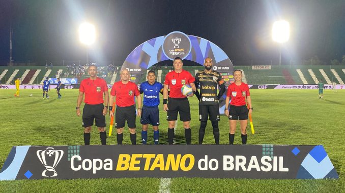 Sousa bate o Cruzeiro e faz história com classificação na Copa do Brasil