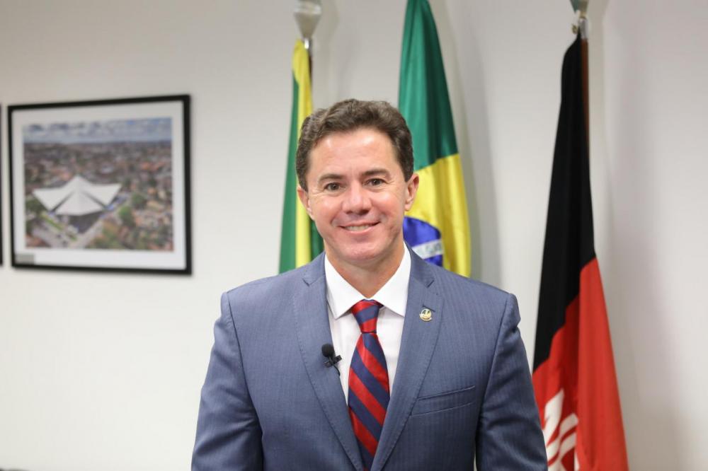 Veneziano diz que segue contando com apoio de Lula em 2026, “Me conhece”