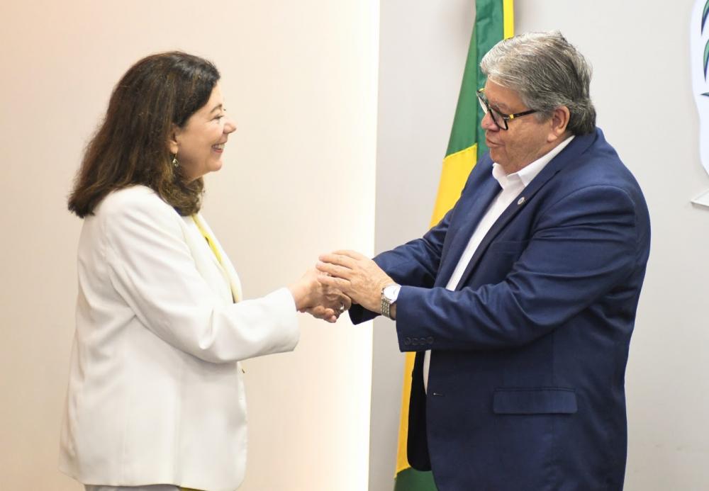 João Azevêdo recebe embaixadora da Espanha no Brasil e apresenta potencialidades e oportunidades de investimentos na Paraíba