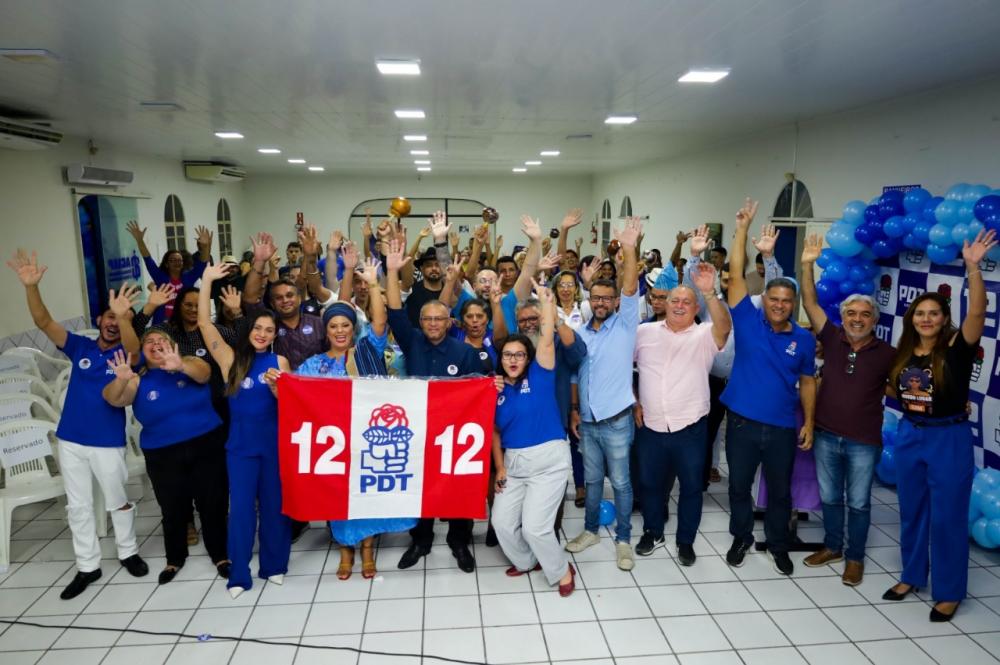 PDT de Patos faz plenária de filiação e recebe movimentos sociais organizados na Associação Comercial de Patos