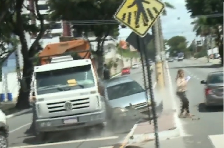 Repórter da TV Correio quase é atropelada durante reportagem sobre acidente