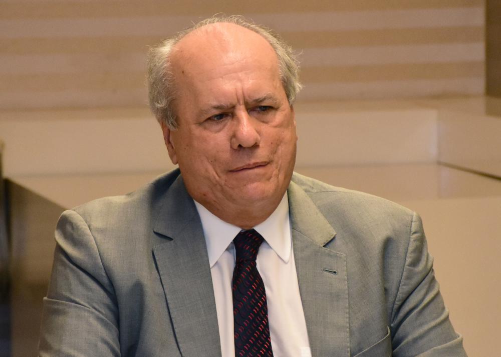 Senado aprova voto de aplauso a Ricardo Porto por posicionamento contra o racismo