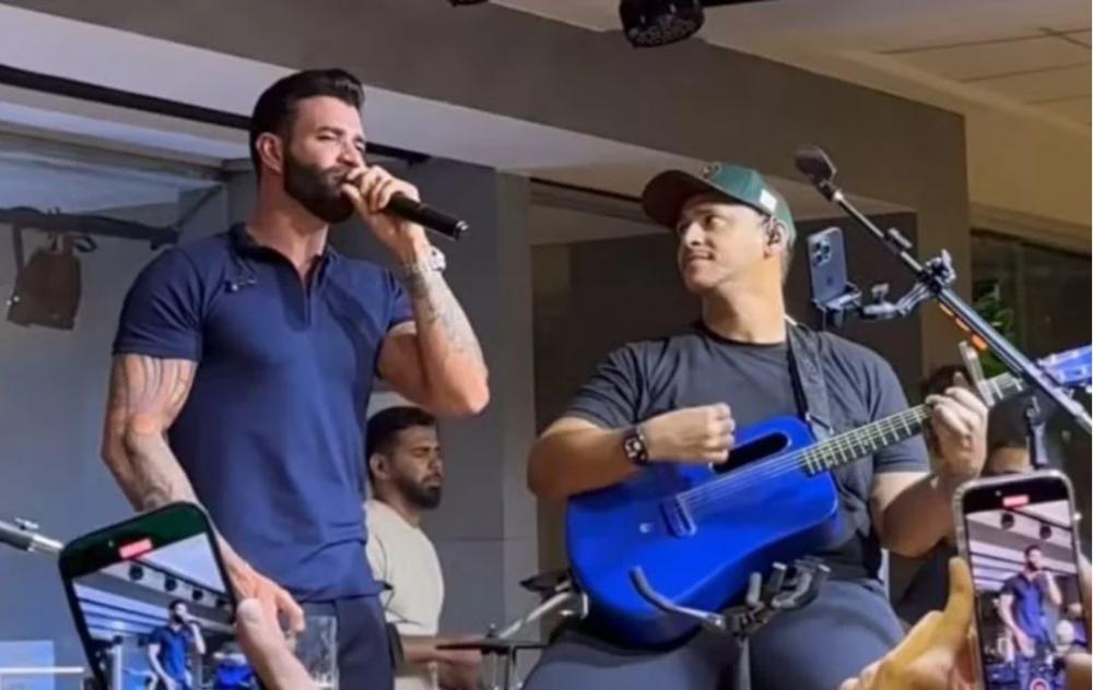 Cantor Gusttavo Lima surpreende fãs e aparece de surpresa em restaurante de Campina Grande
