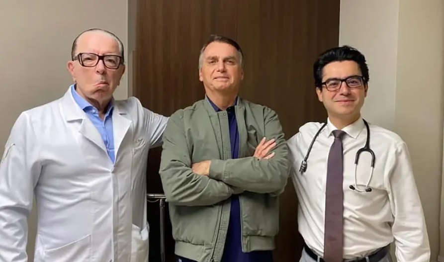Bolsonaro tem alta de hospital após tratamento para erisipela