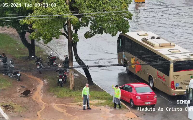 Em apenas 12 horas, choveu em João Pessoa mais da metade do volume esperado para todo o mês de maio