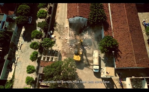 Demolição histórica do 3º Batalhão de Polícia Militar marca início da reconstrução da nova sede