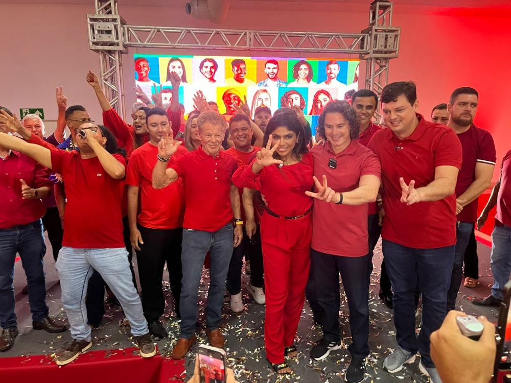 Veneziano participa do lançamento da pré-candidatura de Priscila Lima a prefeita de Patos e defende a mudança: “vamos juntos, com a Baronesa do Povo”