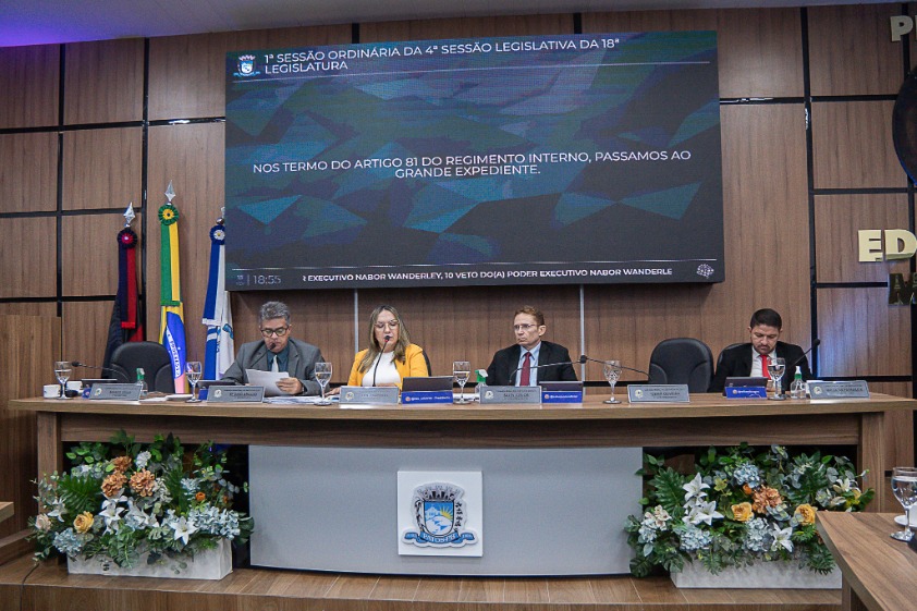 Vereadores aprovam 202 requerimentos na 1ª Sessão Ordinária do ano