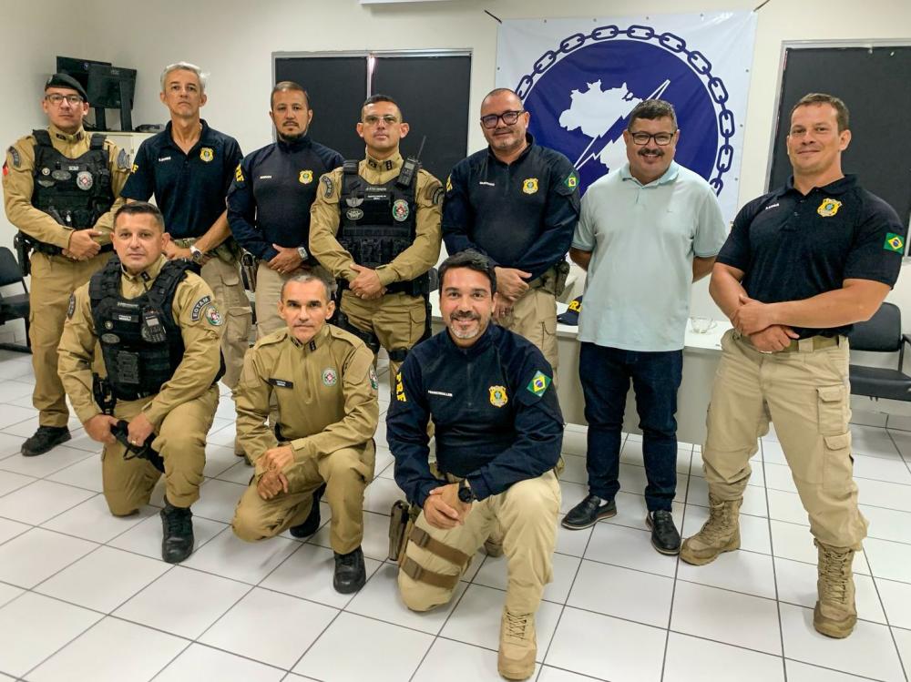 Polícia Militar e PRF realizam reunião de alinhamento operacional, em Patos
