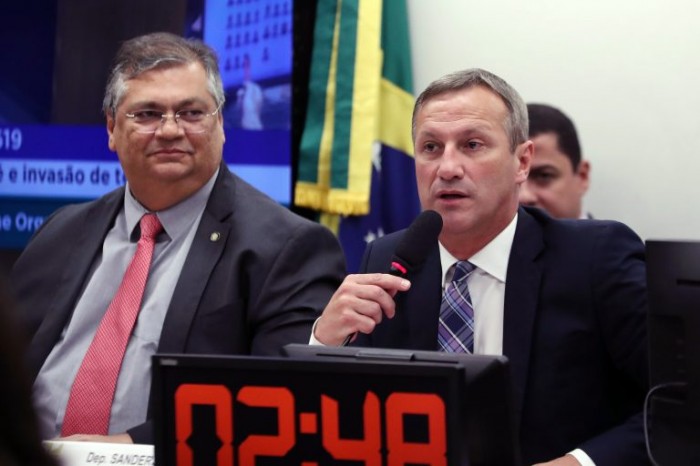 O deputado Sanderson (d) é o presidente da comissão - (Foto: Bruno Spada/Câmara dos Deputados)