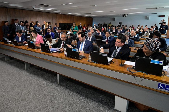 Reunião da CCJ nesta quarta-feira (18) aprovou projeto de transferência de recursos às Apacs - Foto: Pedro França/Agência Senado