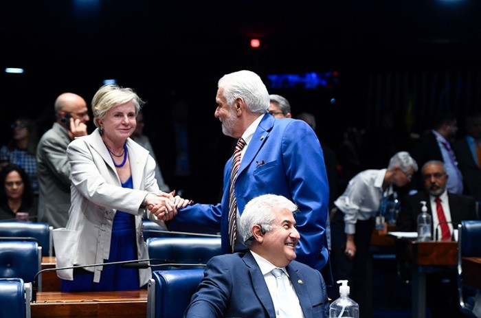 Projeto da senadora Margareth Buzetti recebeu indicação favorável do líder do governo, Jaques Wagner, apesar de 