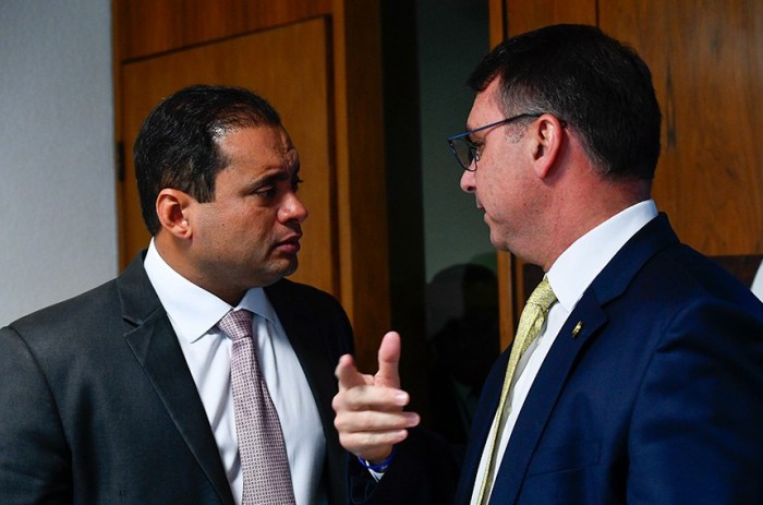 Weverton (esq), relator: 