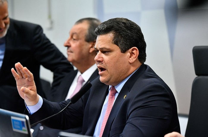 Segundo o presidente da CCJ, Davi Alcolumbre, a determinação é do presidente do Senado, Rodrigo Pacheco - Foto: Geraldo Magela/Agência Senado