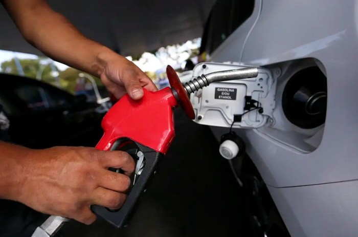 Restrições à taxação de combustíveis levaram a perda de arrecadação por parte dos estados - Foto: Marcelo Camargo/Agência Brasil