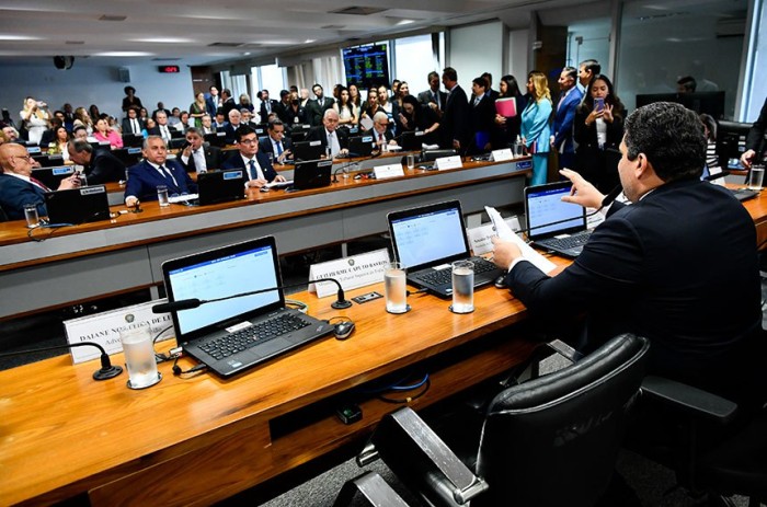 Davi Alcolumbre presidiu a reunião da CCJ em que foram sabatinados os indicados ao CNMP e ao CNJ - Foto: Geraldo Magela/Agência Senado