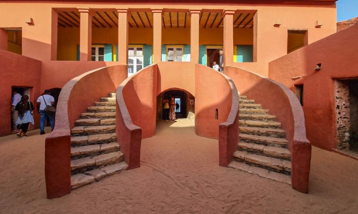 Ilha de Gorée, na África, é memória viva da escravização negra