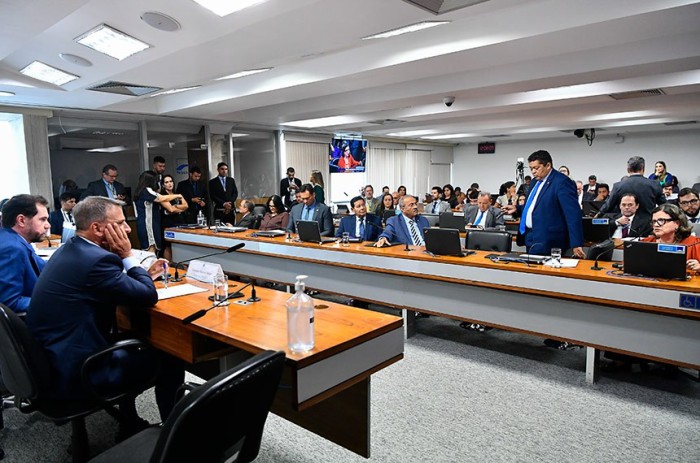 Relatório de Marcio Bittar foi aprovado pela CPI das ONGs, desconsiderando o voto em separado de Beto Faro - Foto: Geraldo Magela/Agência Senado
