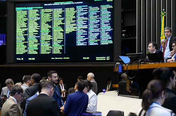 Acordo entre parlamentares governistas e de oposição permitiu a derrubada parcial do veto - Foto: Marcos Oliveira/Agência Senado